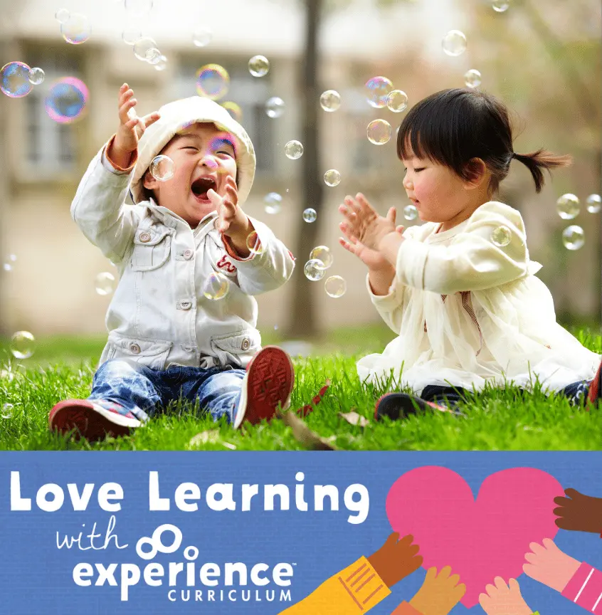 extraordinary kids experience curriculum children playing